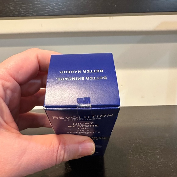 Revolution Skincare Night Restore Oil 1oz - Picture 4 of 5